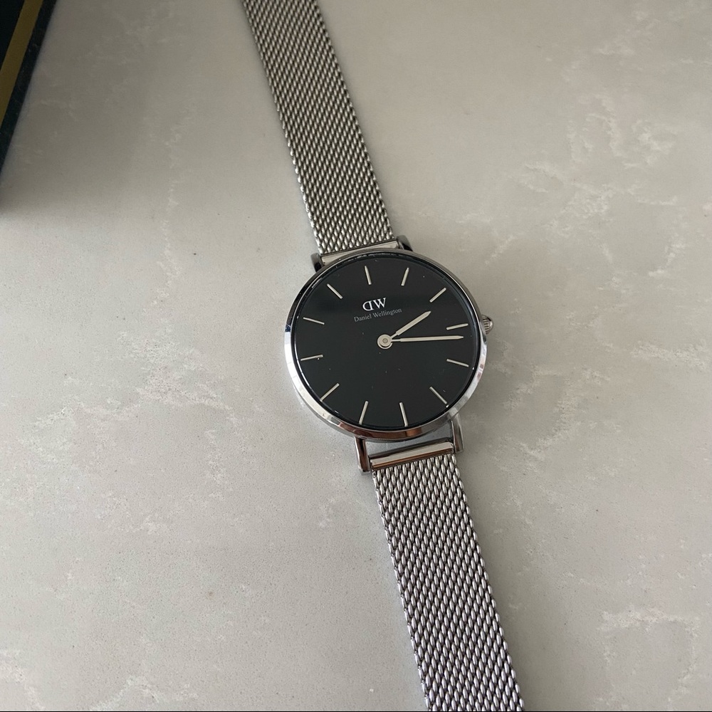 DANIEL WELLINGTON WATCH PETITE STERLING
